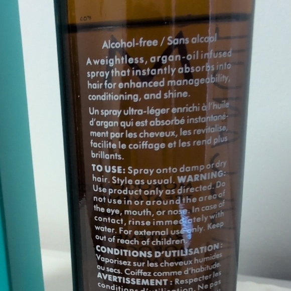 Moroccanoil Ultra-Light Treatment Mist in Teal - Picture 9 of 12